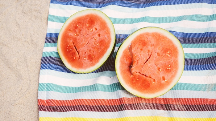 莱沃口腔‖大暑天气炎热，别忘了给你的牙齿“好好洗个澡”