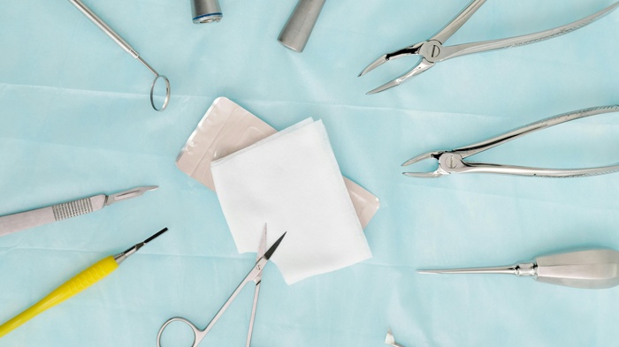 莱沃口腔‖这些关于拔牙的“谣言”你信过几个？