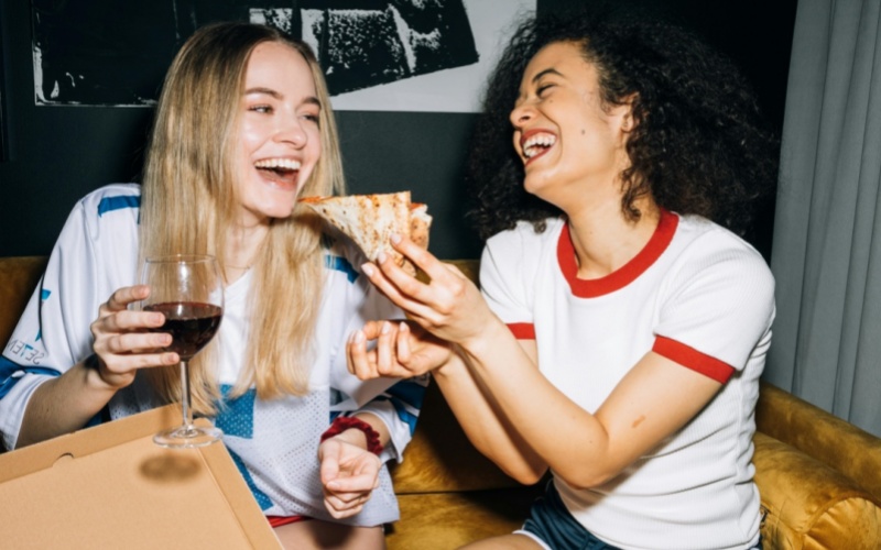 莱沃口腔‖这个“张嘴就来”的习惯，可能正在偷走你的健康与颜值！